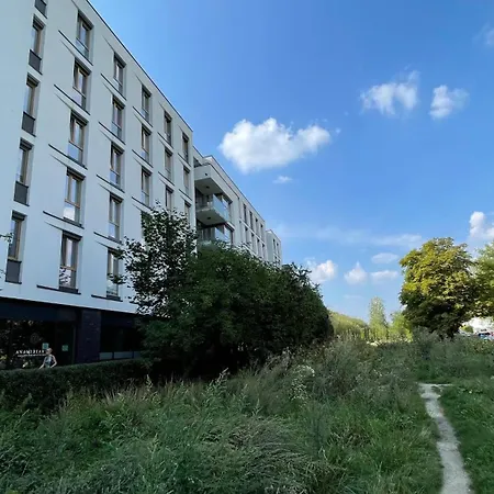 Centrum Wlodarzewska 30