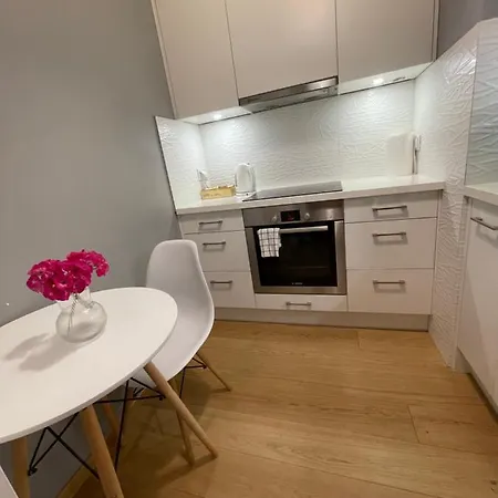 Centrum Wlodarzewska 30 Apartamento