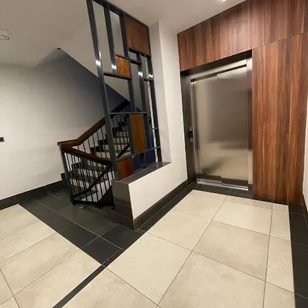 Lägenhet Centrum Wlodarzewska 30 *