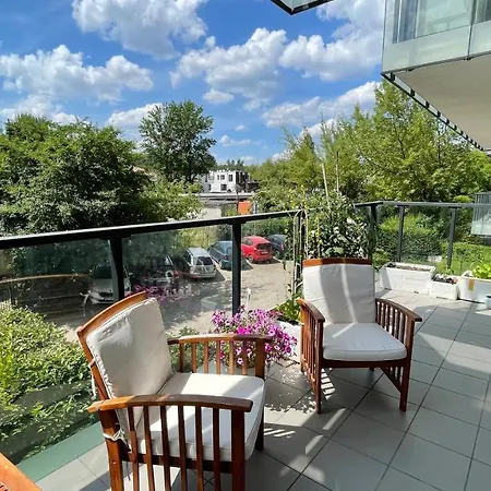 Centrum Wlodarzewska 30 * Varsovia