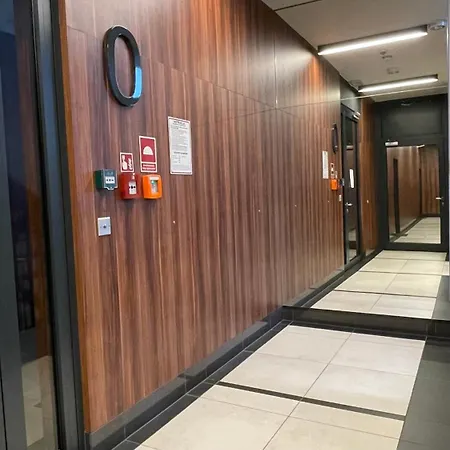 Centrum Wlodarzewska 30 Apartamento