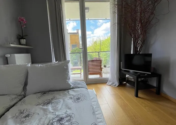 Centrum Wlodarzewska 30