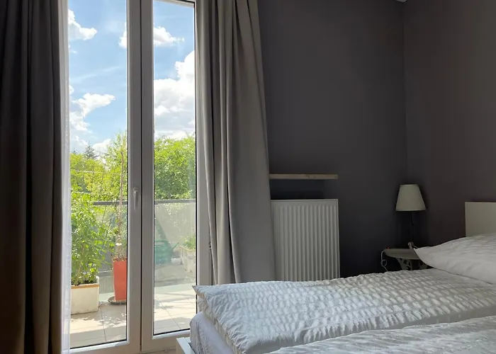 Apartment Centrum Wlodarzewska 30 *