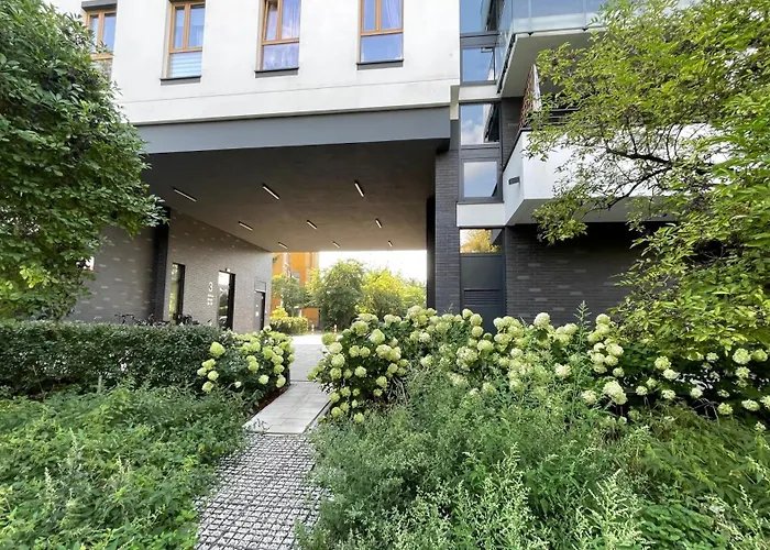 Centrum Wlodarzewska 30 * Warsaw